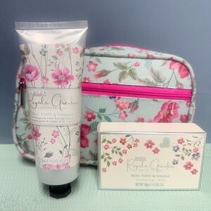 Royale Garden Rose & Vanilla Lotion Gift Set